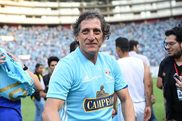 Mario Salas quiere reforzar Colo Colo con dos jugadores de Sporting Cristal y un ex U. de Chile
