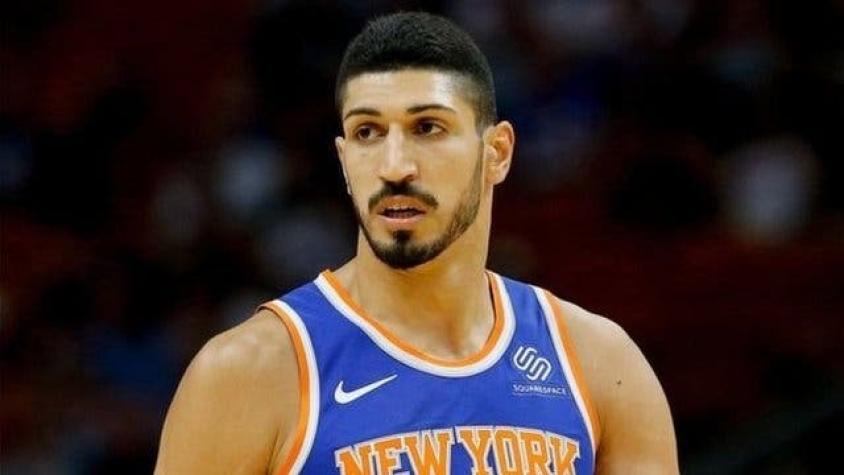 Enes Kanter, la estrella de baloncesto de la NBA que teme que lo maten si juega en Londres