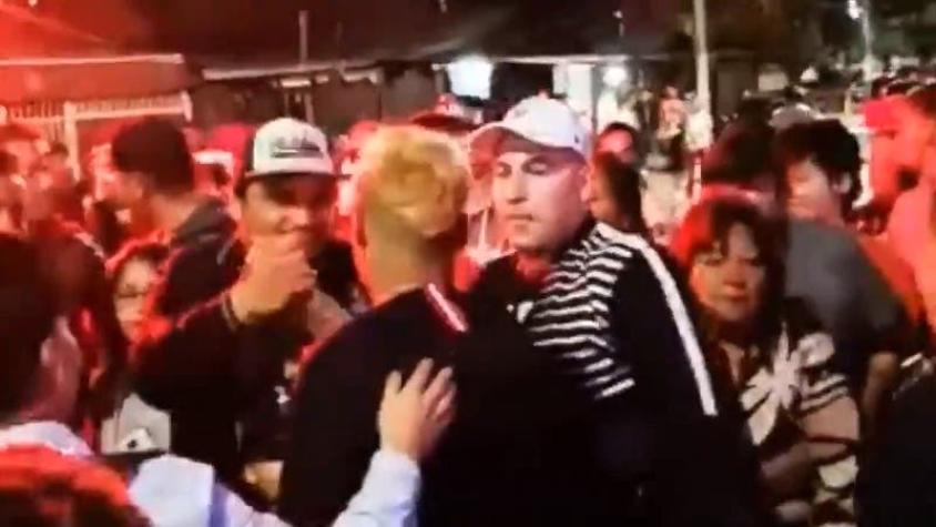 [VIDEO] Hinchas de Colo Colo le piden a Juan Carlos Gaete que no se vaya