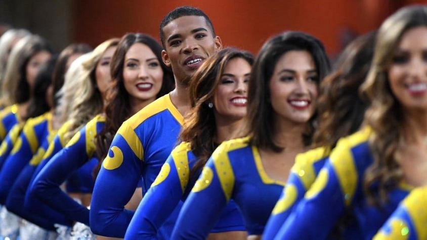 Super Bowl: Por primera vez participan hombres porristas en el evento deportivo más visto de EEUU