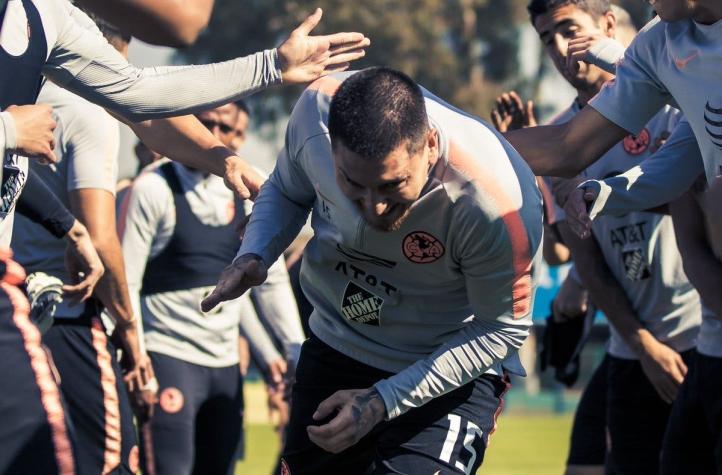 [VIDEO] El "bautizo" de Nicolás Castillo en el América de México