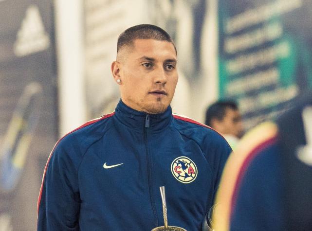 [VIDEO] "Doble cara": La portada que protagoniza Nicolás Castillo en México