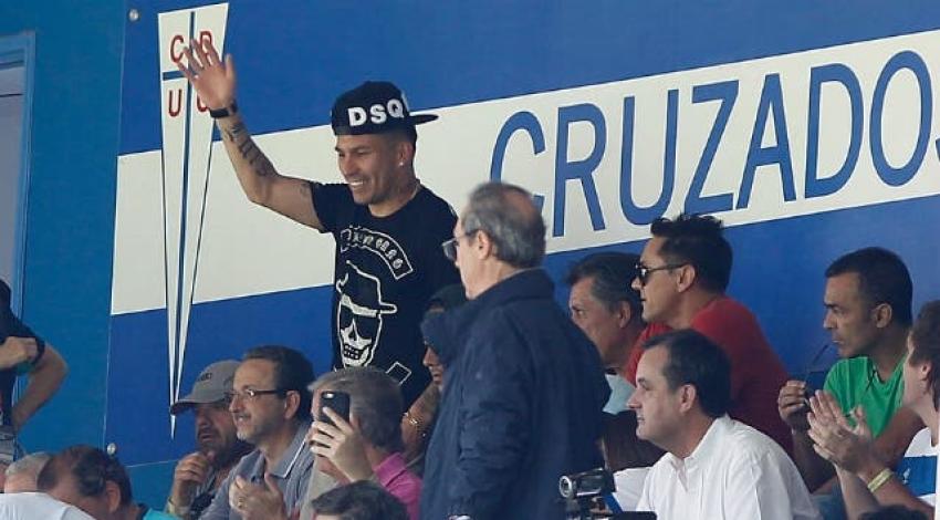 [FOTO] No olvidan a La Franja: Medel y ex figuras "cruzadas" siguen de lejos el duelo ante Colo Colo
