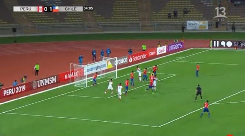 [VIDEO] La salvada en la línea de La Roja que generó el segundo gol a Perú en el Sudamericano Sub 17