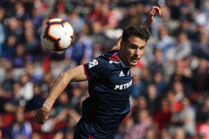 [FOTOS] Hinchas de la "U" critican a Ángelo Henríquez tras expulsión en el Superclásico