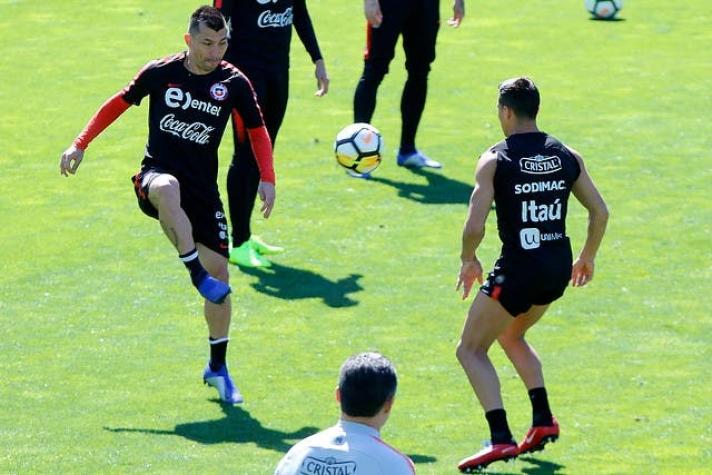 Alexis podría perderse debut de Chile en Copa América y Medel es la nueva preocupación