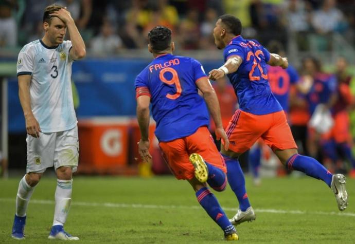 [VIDEO] El violento bombazo con que Martínez le dio la ventaja a Colombia ante Argentina