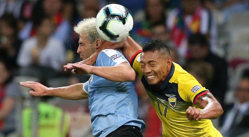 [VIDEO] ¿Era expulsión?: Ecuador sufrió con la primera roja directa de la Copa América
