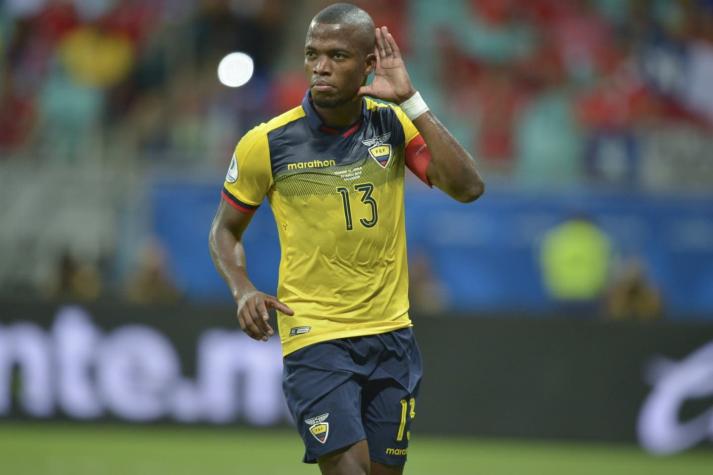[VIDEO] Penal de Gabriel Arias en La Roja y Ecuador lo empata en la Copa América Brasil 2019
