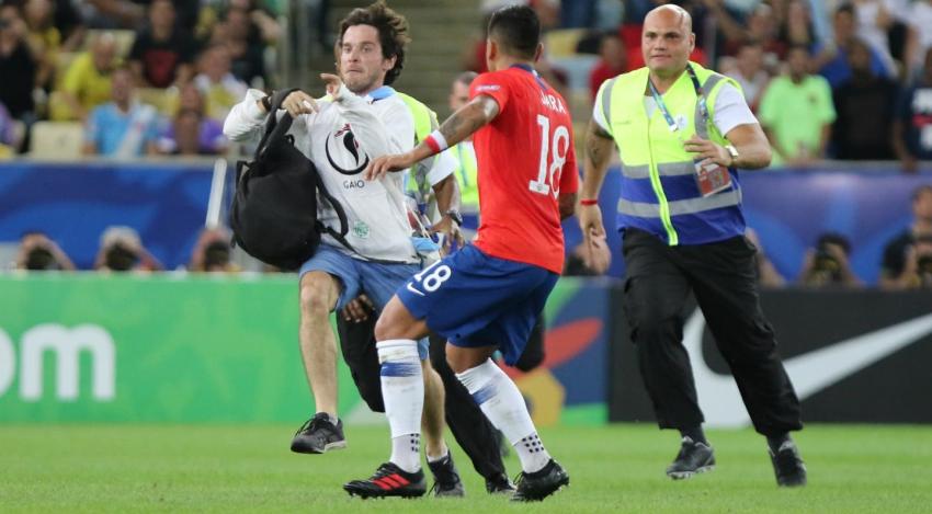 "¿Habrá sanción?": Prensa argentina prende debate por posible castigo a Gonzalo Jara en Copa América