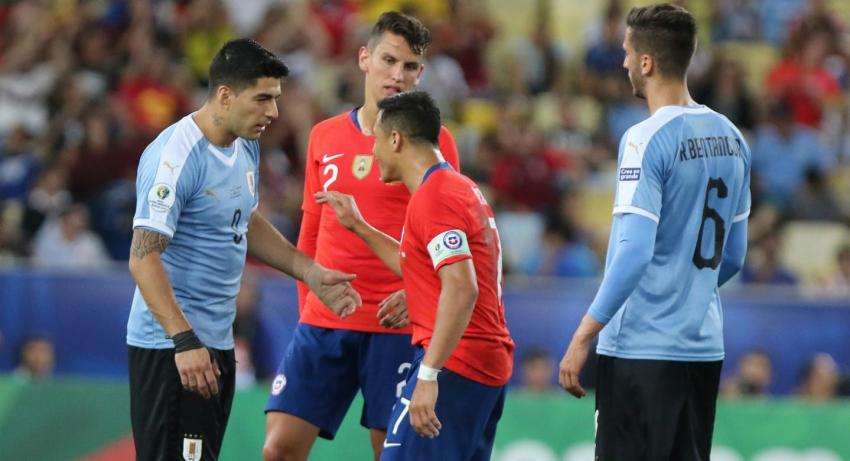 [VIDEO] La reacción de Alexis Sánchez tras agresión de Jara a fanático que invadió la cancha