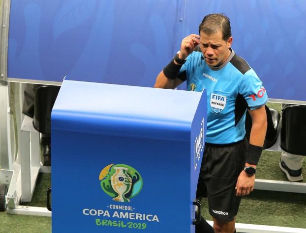 [FOTOS] Revisa los mejores memes por el cuestionado desempeño del VAR en la Copa América