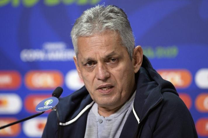 Reinaldo Rueda: "El futbolista chileno es como el vino, entre más viejo juega mejor"
