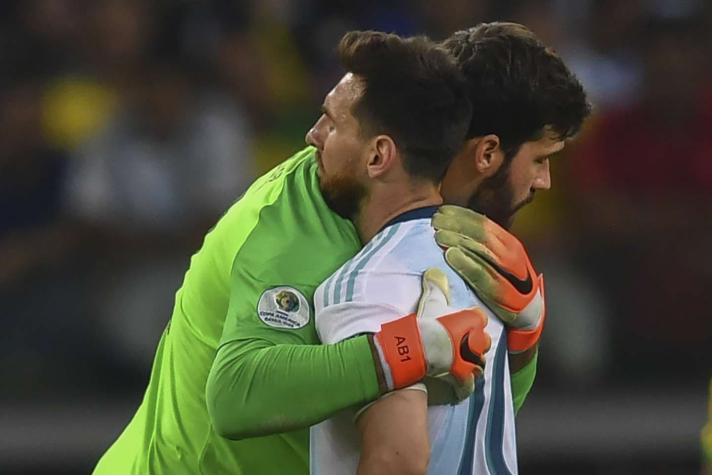 [VIDEO] De la euforia a la desazón: Los Displicentes vieron la derrota de Argentina ante Brasil