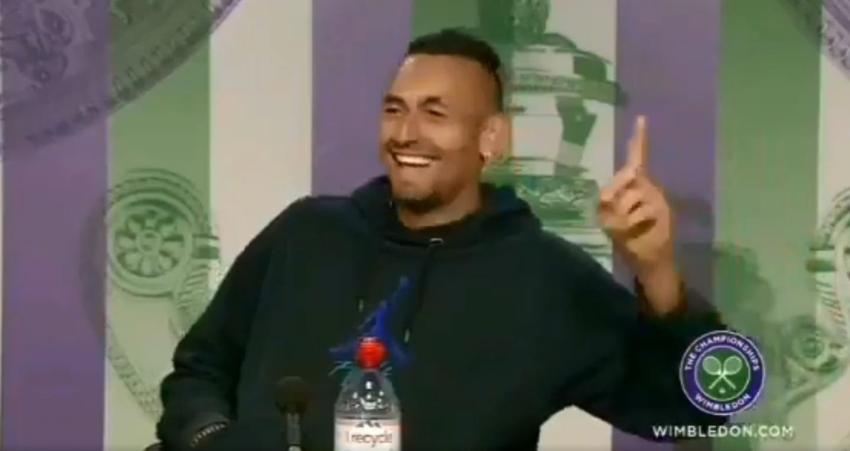 [VIDEO] Insólito: Kyrgios reconoce a periodista que había visto en un bar en plena rueda de prensa