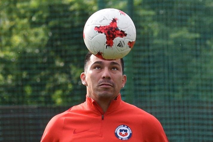 [FOTO] Gary Medel se defiende de las críticas con cita de Salvador Dalí