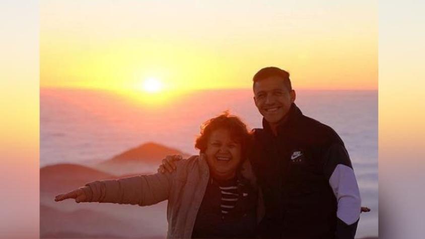 El emotivo mensaje que Alexis Sánchez subió a redes sociales en compañía de su madre