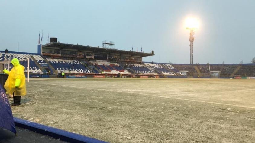 Duelo entre UC y Santiago Morning se suspende por caída de nieve en San Carlos de Apoquindo