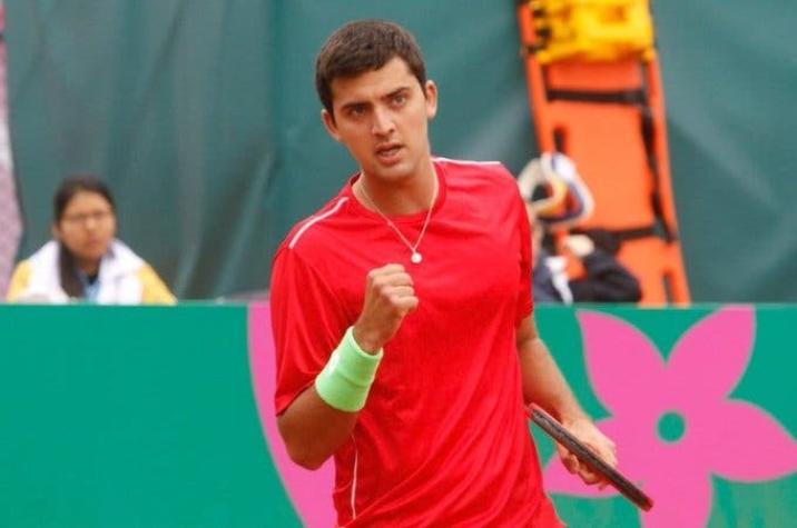 Chileno Tomás Barrios avanza a los cuartos de final del tenis en Lima 2019