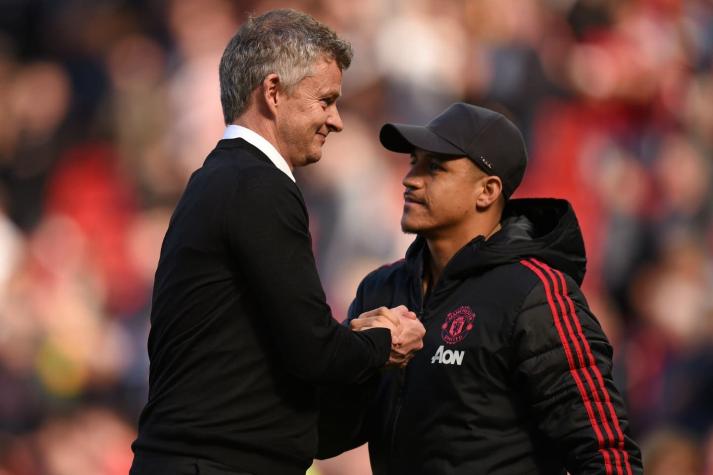 Solskjaer: "Alexis está trabajando duro y veremos en septiembre qué va a pasar"