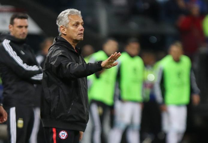 [VIDEO] Reinaldo Rueda llega al clásico universitario y apunta a jugadores de La Roja