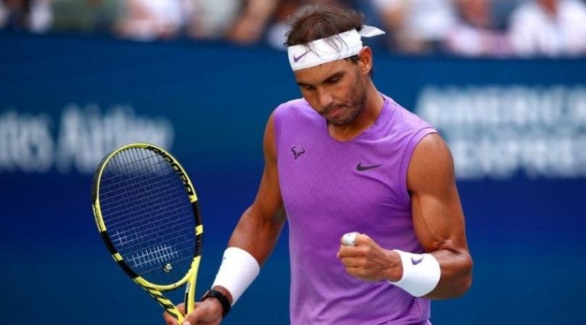 [VIDEO] Rafa Nadal rescata a un niño atrapado en el público