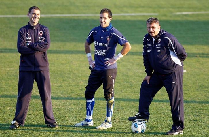 Claudio Borghi: “Claudio Bravo nunca sacó la voz como capitán de la selección en mi periodo”