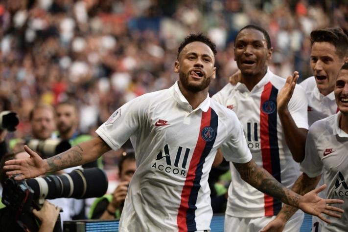 Neymar regresó entre pifias pero con un golazo de chilena le dio el triunfo al PSG
