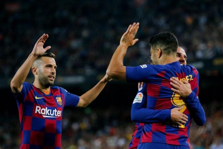 Barcelona golea al Valencia con Vidal jugando los últimos minutos