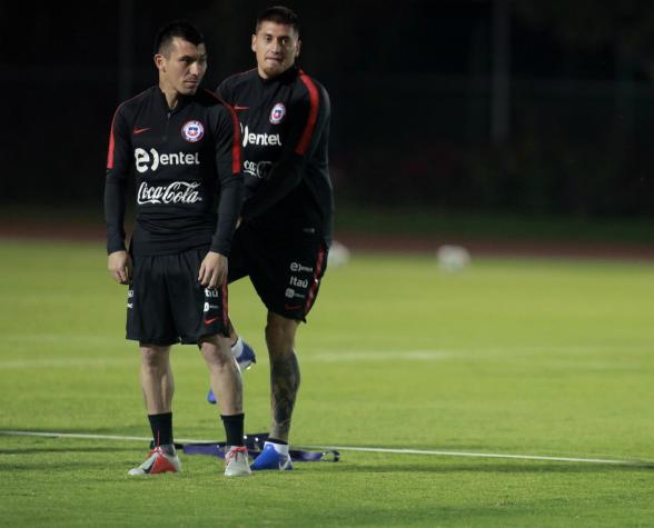 Gary Medel asegura estar disponible para volver a la UC y le extiende invitación a Nicolás Castillo