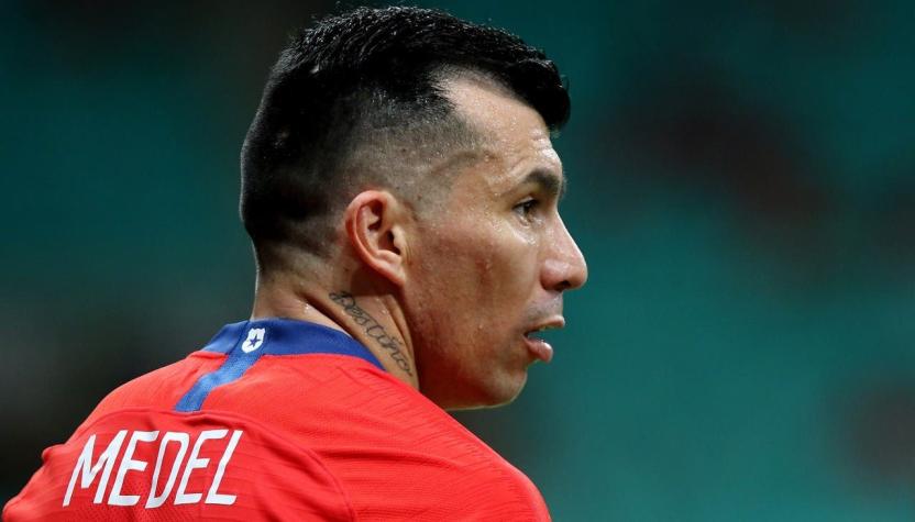 La "Roja" ya es un hospital: Gary Medel es liberado de la convocatoria tras empate con Colombia