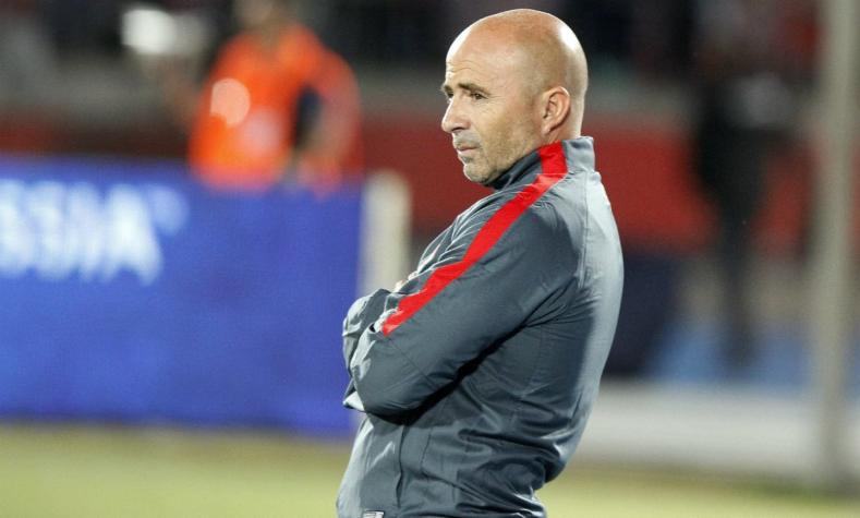 Jorge Sampaoli conduce moto eléctrica, protagoniza video viral y será multado en Brasil