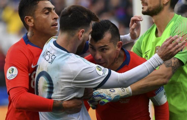 Lionel Messi recordó pelea con Gary Medel: "Vive el fútbol al límite"