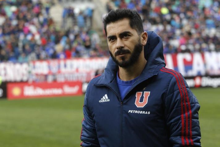 Johnny Herrera: "Yo habría votado por jugar ante Perú y manifestarnos de otra forma".