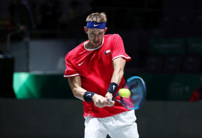 Nicolás Jarry cae en el debut de Chile en Copa Davis frente a Guido Pella
