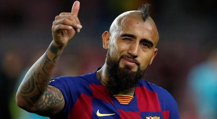 La formación de Barcelona de Vidal para enfrentar al Atlético de Madrid