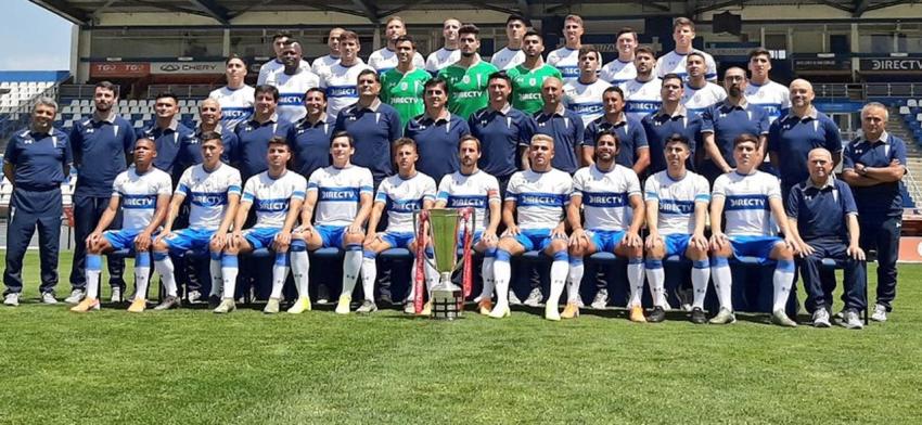 El jugador de Universidad Católica que tapó su ojo en la foto de campeón