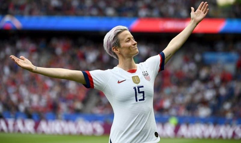 La estadounidense campeona del mundo Megan Rapinoe gana el Balón de Oro 2019