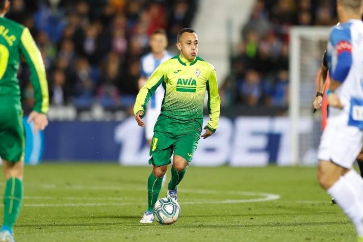 Fabián Orellana fue expulsado en dura derrota del Eibar