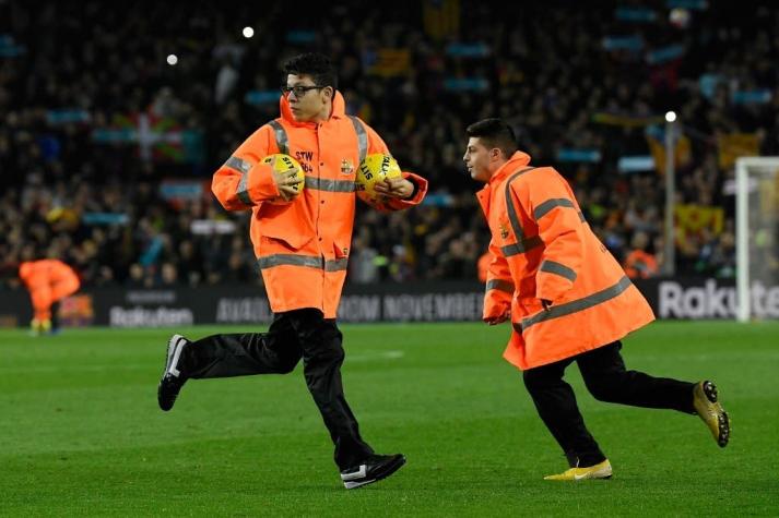 Pelotas amarillas invaden y detienen el Clásico entre FC Barcelona vs. Real Madrid