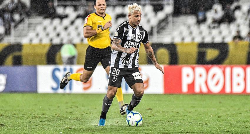 Colo Colo confirma a Leonardo Valencia como su cuarto refuerzo