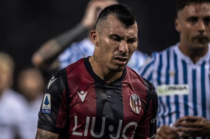 [FOTOS] Gary Medel protagonizó pelea a empujones con su técnico en triunfo del Bologna