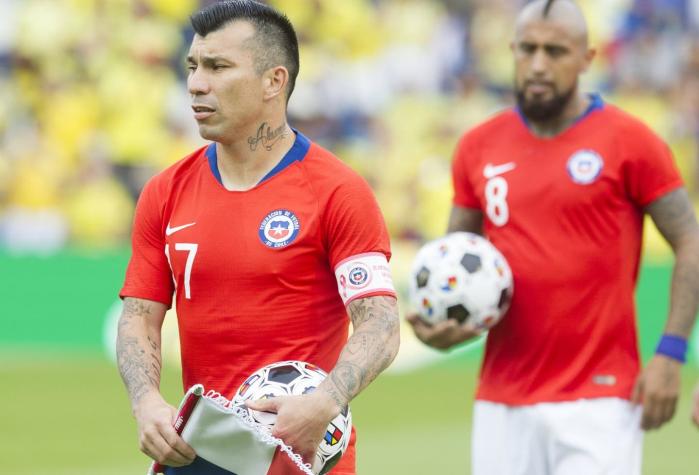 "Con el regalo del King": Gary Medel luce el regalo que le envió Arturo Vidal a su hijo