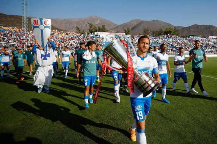 La UC celebró su bicampeonato con victoria ante Curicó Unido