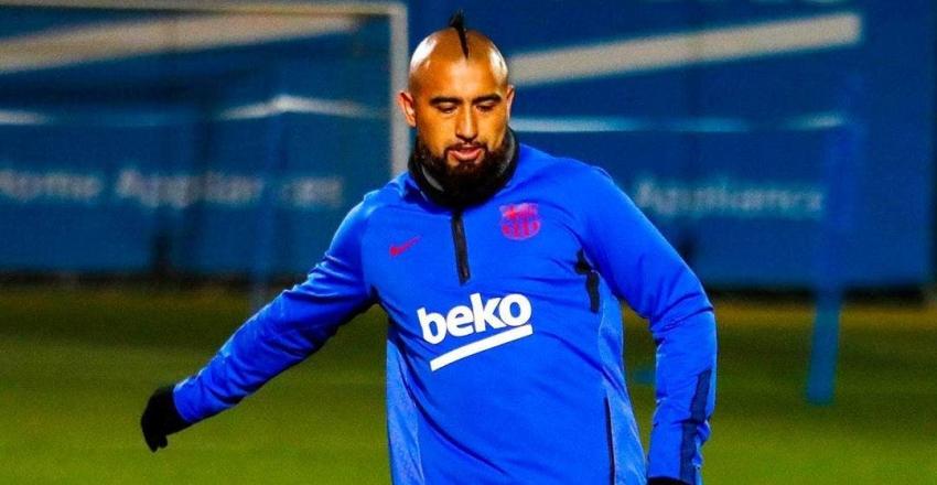 [VIDEO] El "atrevimiento" de Arturo Vidal que fue cortado en seco por Quique Setién