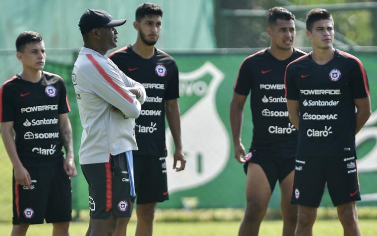 La alineación con que Chile enfrentaría a Colombia por el paso a fase final del Preolímpico Sub 23