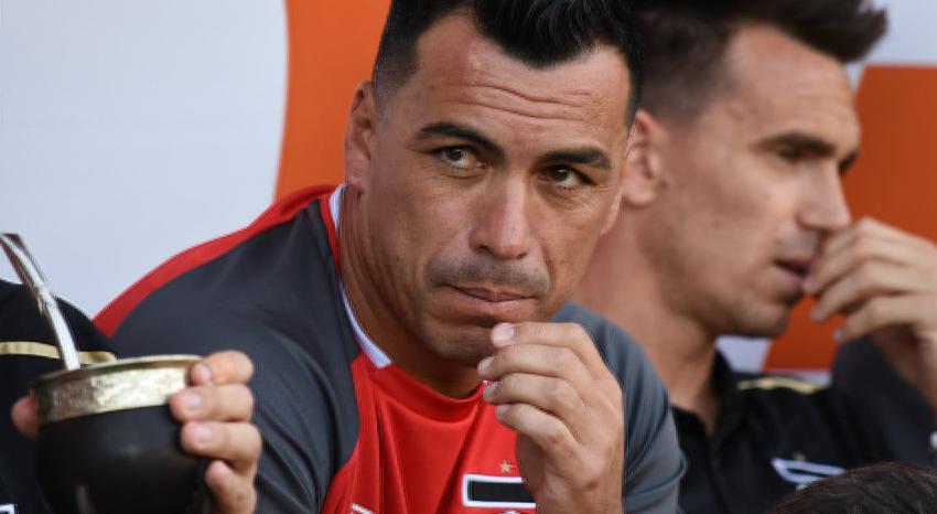 Esteban Paredes tras muerte de hincha de Colo Colo: "Queremos justicia para 'Neko'"