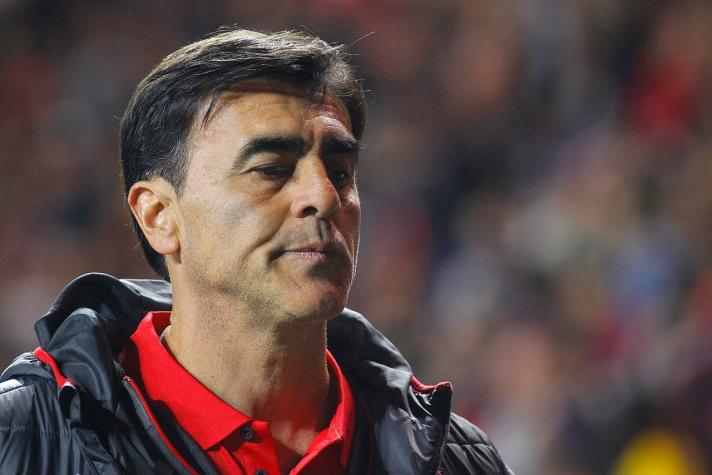 Gustavo Quinteros y las razones por las que no llegará a Colo Colo para reemplazar a Mario Salas