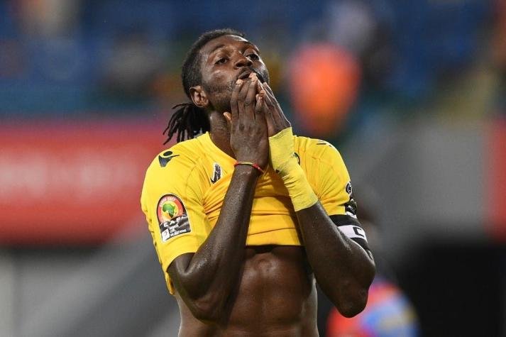 Emmanuel Adebayor huyó de Paraguay por el coronavirus pero no logró llegar a Togo