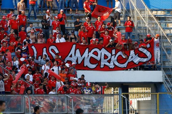 Hinchas del América de Cali colombiano desalojados en Iquique por peleas y escándalos